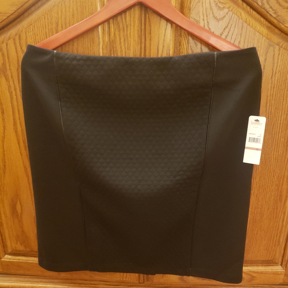 Black Skirt By Laundry!